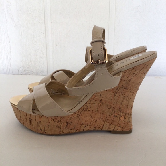 GUESS CORK WEDGE STRAPPY PLATFORM SANDALS SIZE 8.5 - Picture 4 of 16
